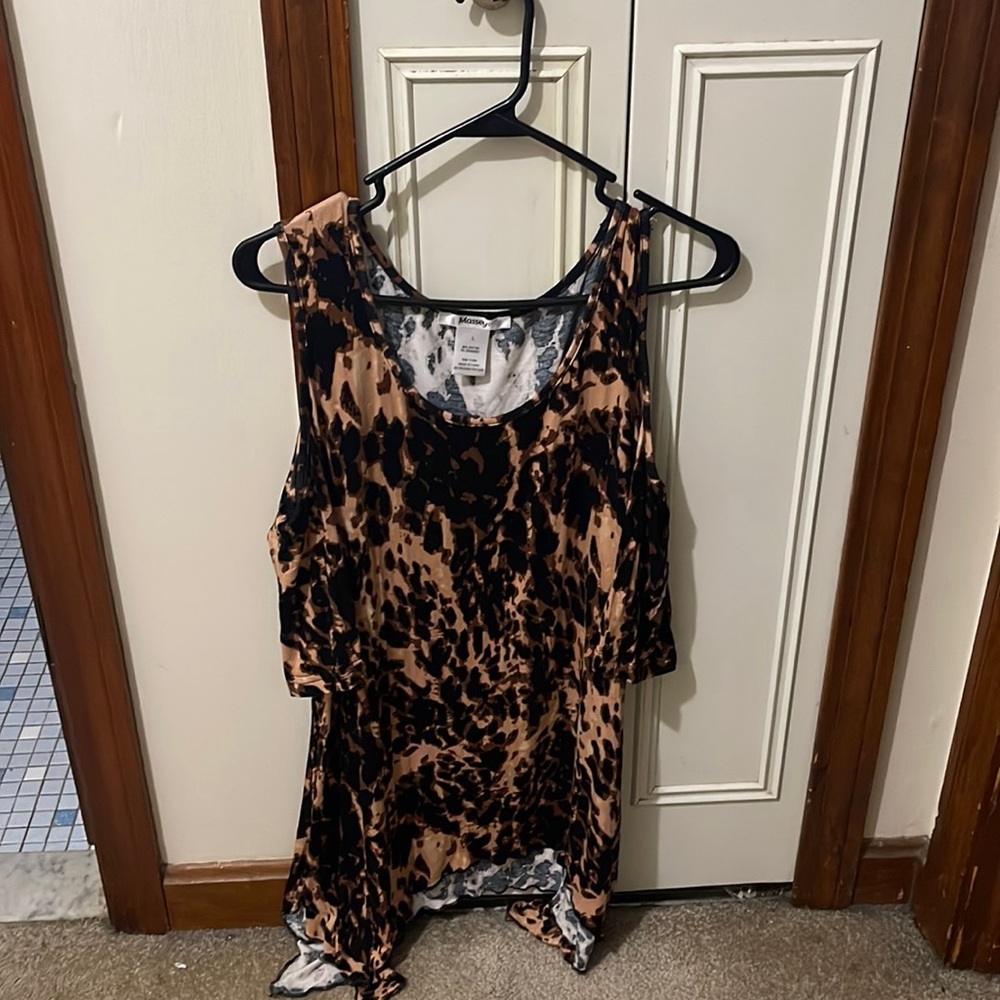 Masseys off the shoulder cheetah print
